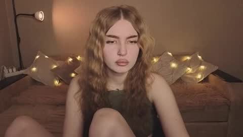 ViolettaOtis online show from February 24, 2:48 pm