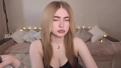 ViolettaOtis online show from June 8, 11:21 am