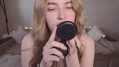ViolettaOtis online show from June 18, 3:38 pm