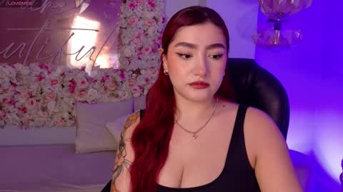 Snapshot of violettcastel chatting on March 1, 5:04 pm Violett Castel online show from March 1, 5:04 pm