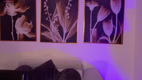 Snapshot of violettcastel chatting on March 3, 7:20 pm Violett Castel online show from March 3, 7:20 pm