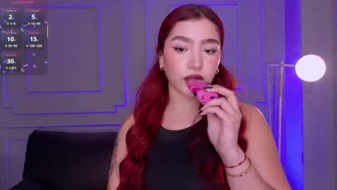 Snapshot of violettcastel chatting on March 13, 7:09 pm Violett Castel online show from March 13, 7:09 pm