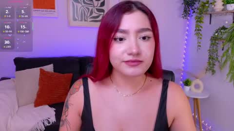 Snapshot of violettcastel chatting on May 14, 8:59 pm Violett Castel online show from May 14, 8:59 pm