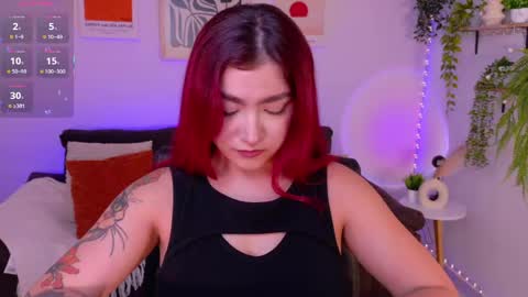 Snapshot of violettcastel chatting on May 24, 8:03 pm Violett Castel online show from May 24, 8:03 pm