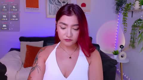 Snapshot of violettcastel chatting on June 3, 8:03 pm Violett Castel online show from June 3, 8:03 pm