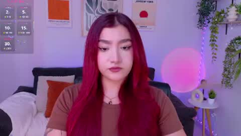 Snapshot of violettcastel chatting on June 13, 8:29 pm Violett Castel online show from June 13, 8:29 pm
