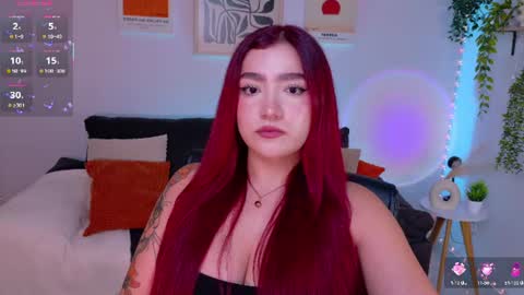 Snapshot of violettcastel chatting on June 23, 12:08 am Violett Castel online show from June 23, 12:08 am
