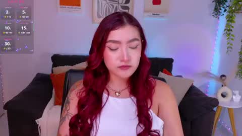 Snapshot of violettcastel chatting on July 16, 12:05 am Violett Castel online show from July 16, 12:05 am