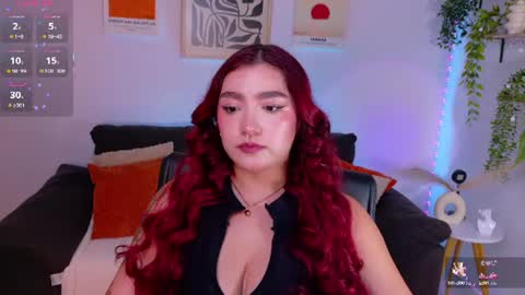 Snapshot of violettcastel chatting on July 24, 12:41 am Violett Castel online show from July 24, 12:41 am