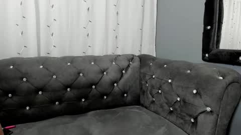 violette_velle online show from March 16, 1:04 pm