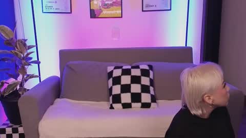 Violet online show from November 26, 12:00 am