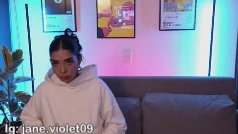 Violet online show from January 6, 1:42 am