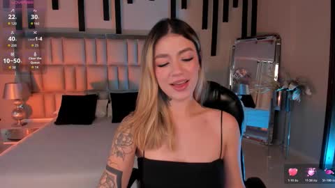 Violett  online show from February 18, 6:15 pm