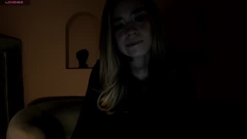 Violett  online show from July 5, 11:06 am