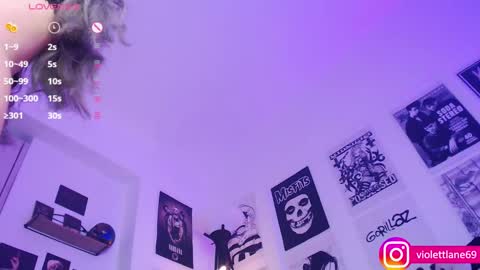 Snapshot of violettlane chatting on January 10, 2:14 am Violeta online show from January 10, 2:14 am