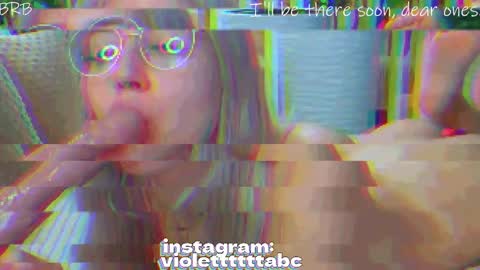 Snapshot of violetttttacb chatting on October 30, 9:48 pm Violetta online show from October 30, 9:48 pm