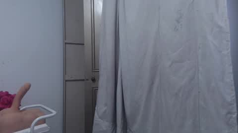 violetxia_ online show from March 15, 4:51 am