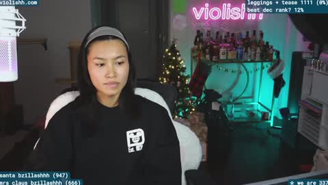 follow me on twitter violishh and ig violishh  online show from December 18, 11:08 pm