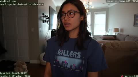 follow me on twitter violishh and ig violishh  online show from February 19, 7:16 pm