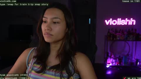 follow me on twitter violishh and ig violishh  online show from March 1, 11:47 pm