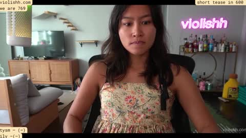 follow me on twitter violishh and ig violishh  online show from September 14, 7:24 pm