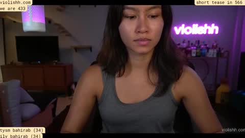 follow me on twitter violishh and ig violishh  online show from September 18, 1:18 am