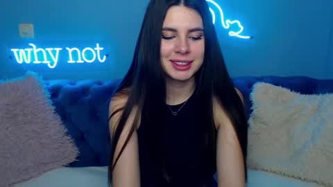 viollinalv online show from February 1, 11:43 am