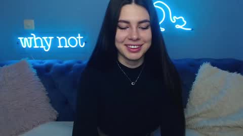 viollinalv online show from February 4, 5:53 am