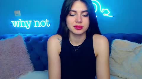 viollinalv online show from February 24, 11:54 am