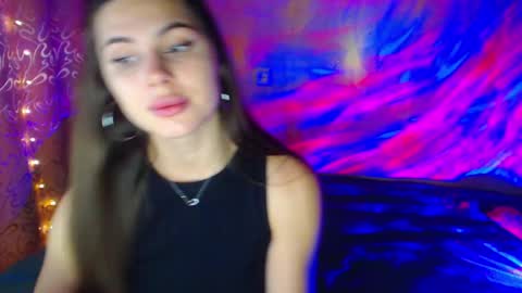 viollinalv online show from September 30, 7:41 pm