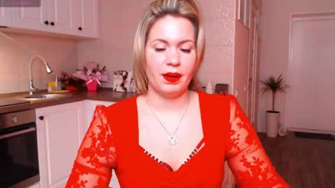  VelvettTime  online show from February 11, 6:40 am