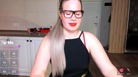  VelvettTime  online show from October 2, 6:20 am