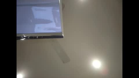 Snapshot of viper654321 chatting on January 2, 5:14 am viper654321 online show from January 2, 5:14 am