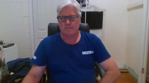 Snapshot of viper654321 chatting on January 21, 8:08 am viper654321 online show from January 21, 8:08 am