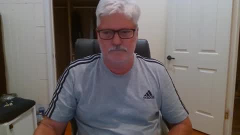 Snapshot of viper654321 chatting on September 30, 8:08 am viper654321 online show from September 30, 8:08 am