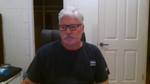 Snapshot of viper654321 chatting on October 16, 7:42 am viper654321 online show from October 16, 7:42 am