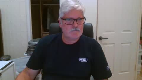 Snapshot of viper654321 chatting on January 7, 7:44 am viper654321 online show from January 7, 7:44 am