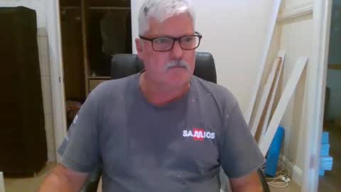 Snapshot of viper654321 chatting on January 13, 7:24 am viper654321 online show from January 13, 7:24 am