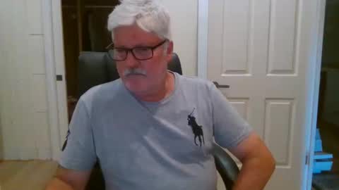 Snapshot of viper654321 chatting on March 2, 7:15 am viper654321 online show from March 2, 7:15 am