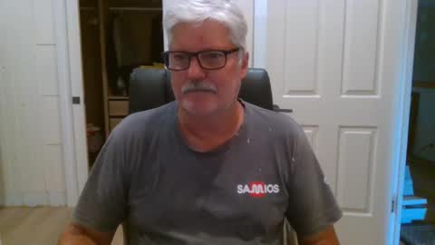 Snapshot of viper654321 chatting on March 3, 7:25 am viper654321 online show from March 3, 7:25 am