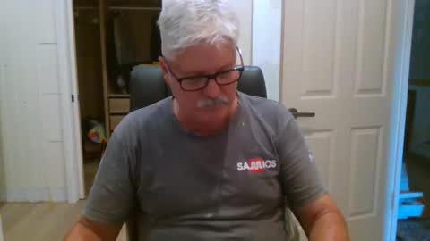 Snapshot of viper654321 chatting on March 24, 7:02 am viper654321 online show from March 24, 7:02 am