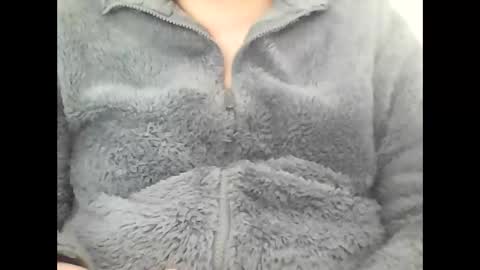 . online show from December 3, 1:42 pm