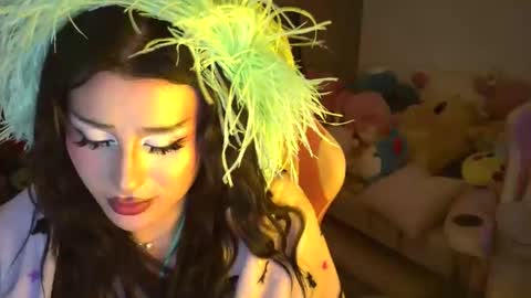 Snapshot of viredesire chatting on February 16, 1:40 pm VireDesire online show from February 16, 1:40 pm