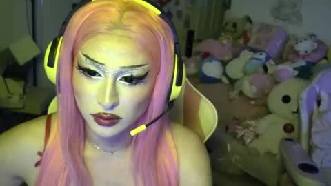 Snapshot of viredesire chatting on March 14, 10:32 am VireDesire online show from March 14, 10:32 am