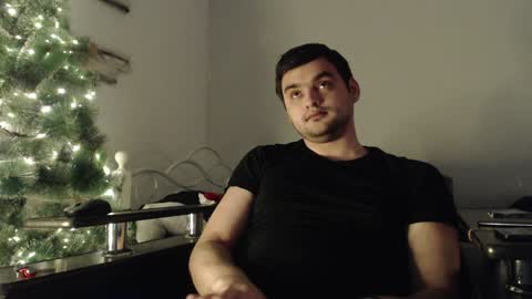 Snapshot of virgil____ chatting on December 12, 5:37 pm virgil____ online show from December 12, 5:37 pm