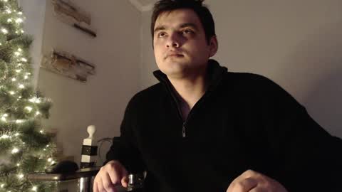 Snapshot of virgil____ chatting on December 19, 7:40 am virgil____ online show from December 19, 7:40 am