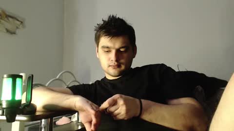 Snapshot of virgil____ chatting on February 9, 5:22 pm virgil____ online show from February 9, 5:22 pm