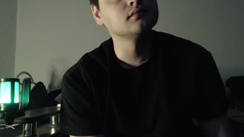 Snapshot of virgil____ chatting on February 12, 7:24 pm virgil____ online show from February 12, 7:24 pm