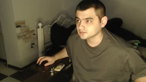 Snapshot of virgil____ chatting on February 27, 1:48 am virgil____ online show from February 27, 1:48 am