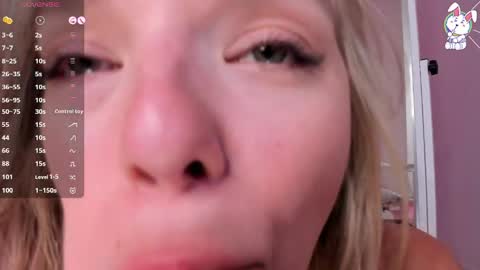 Chloe online show from March 14, 2:39 am